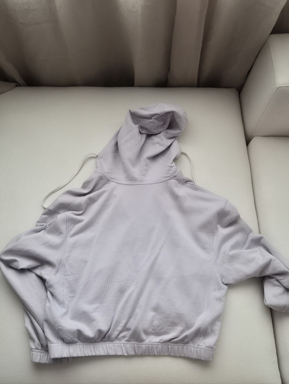 Kotn Light Purple Cropped Hoodie - Picture 4 of 8